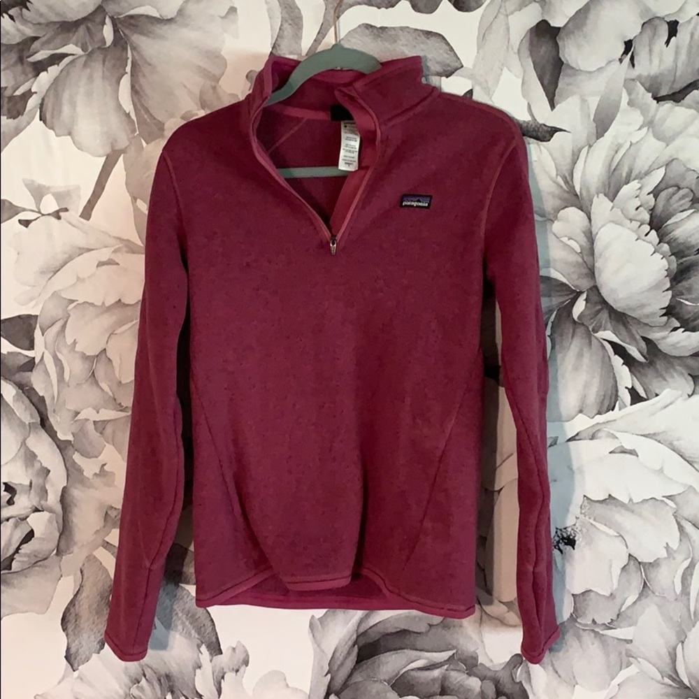 Size small pink Patagonia pullover